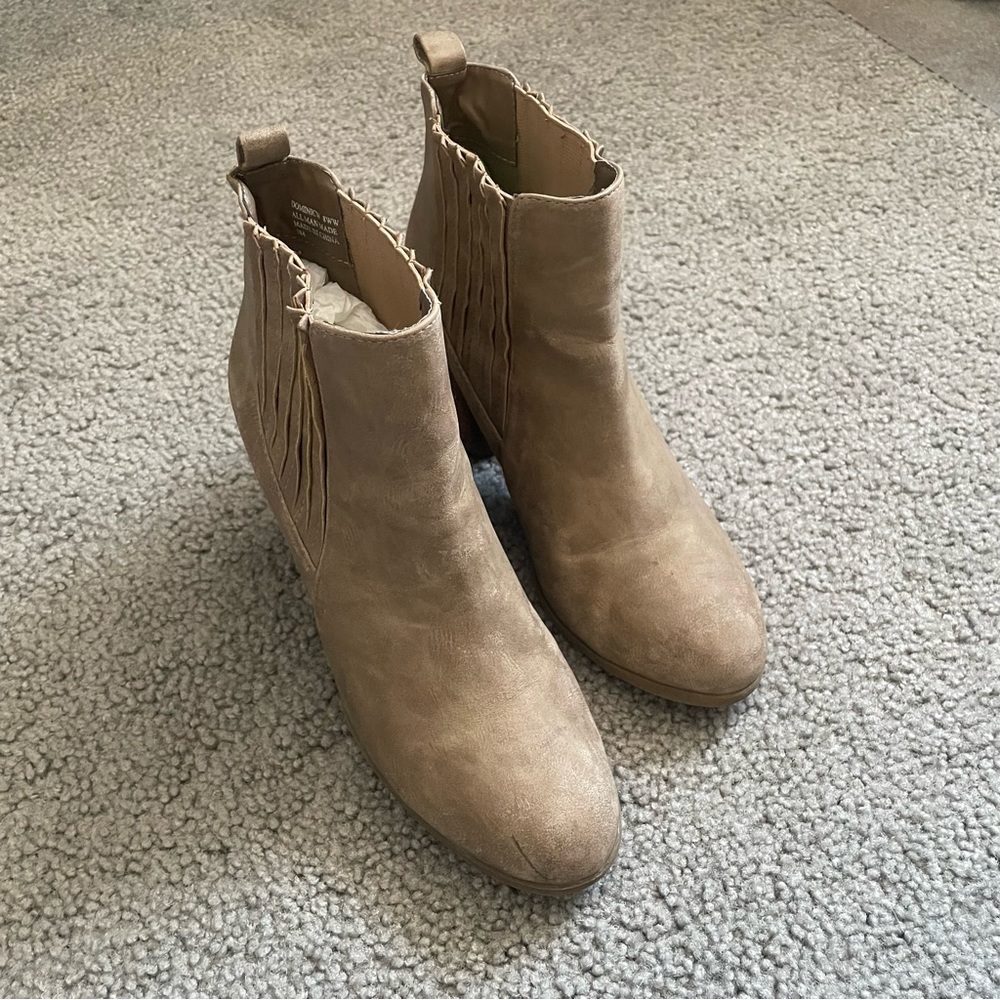 Madden Girl Suede Booties | 7.5 Women - Picture 6 of 7